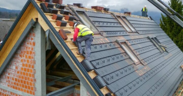 Choosing the Right Roofing Material: A Homeowner’s Guide