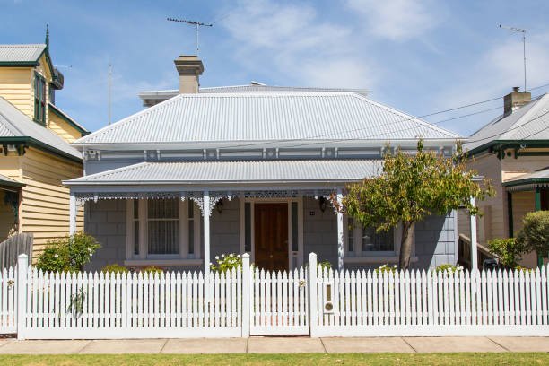 Custom Fence Design and Installation